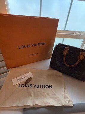 AUTHENTIC Louis Vuitton Monogram Speedy 25 - Rare Full Set!